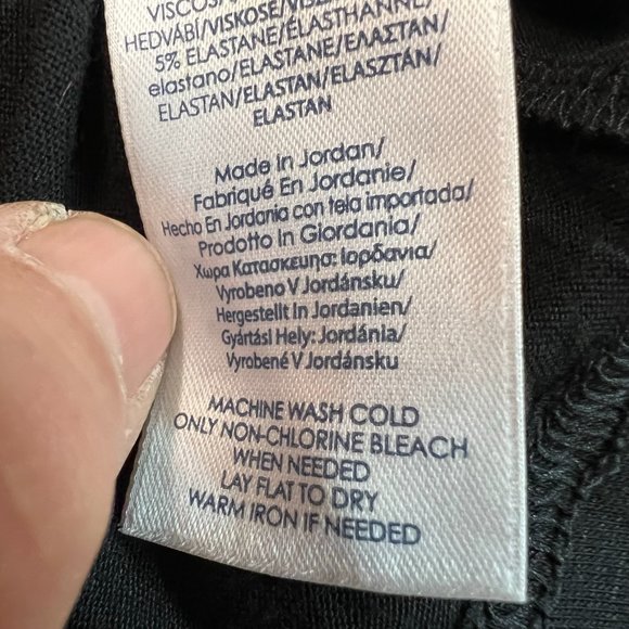 Chaps Womens Open Lace Weave Black Sleeveless Blouse Size 1X - Picture 8 of 9